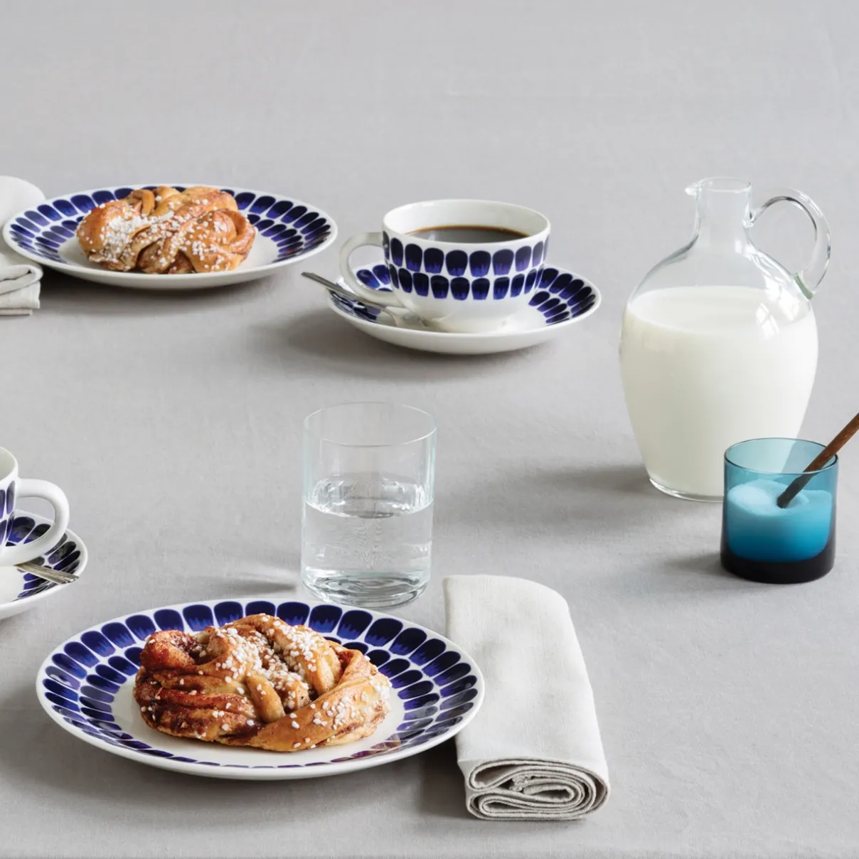 IITTALA Lautaset-Lautanen 20cm koboltti