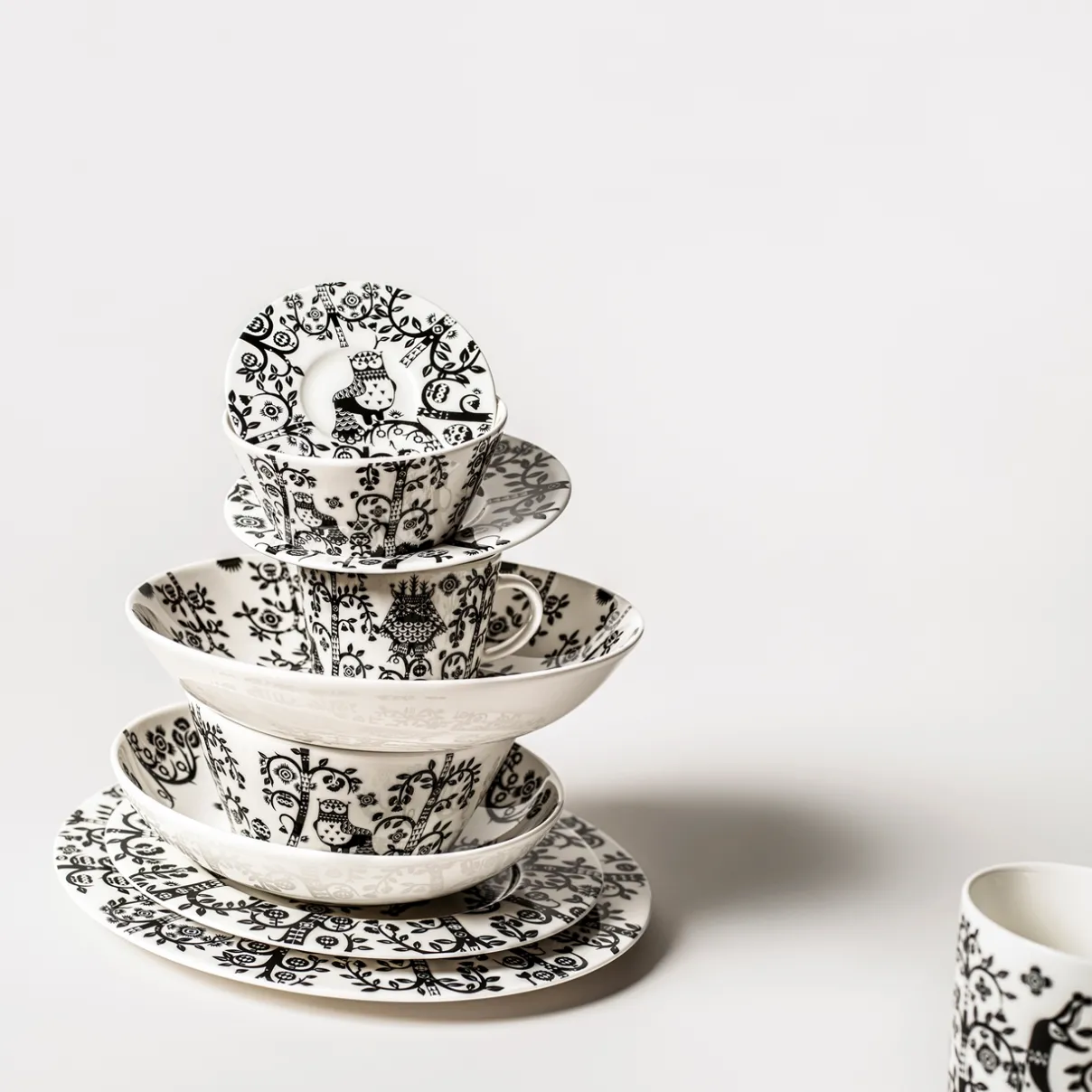 IITTALA Lautaset-Lautanen 22cm Musta