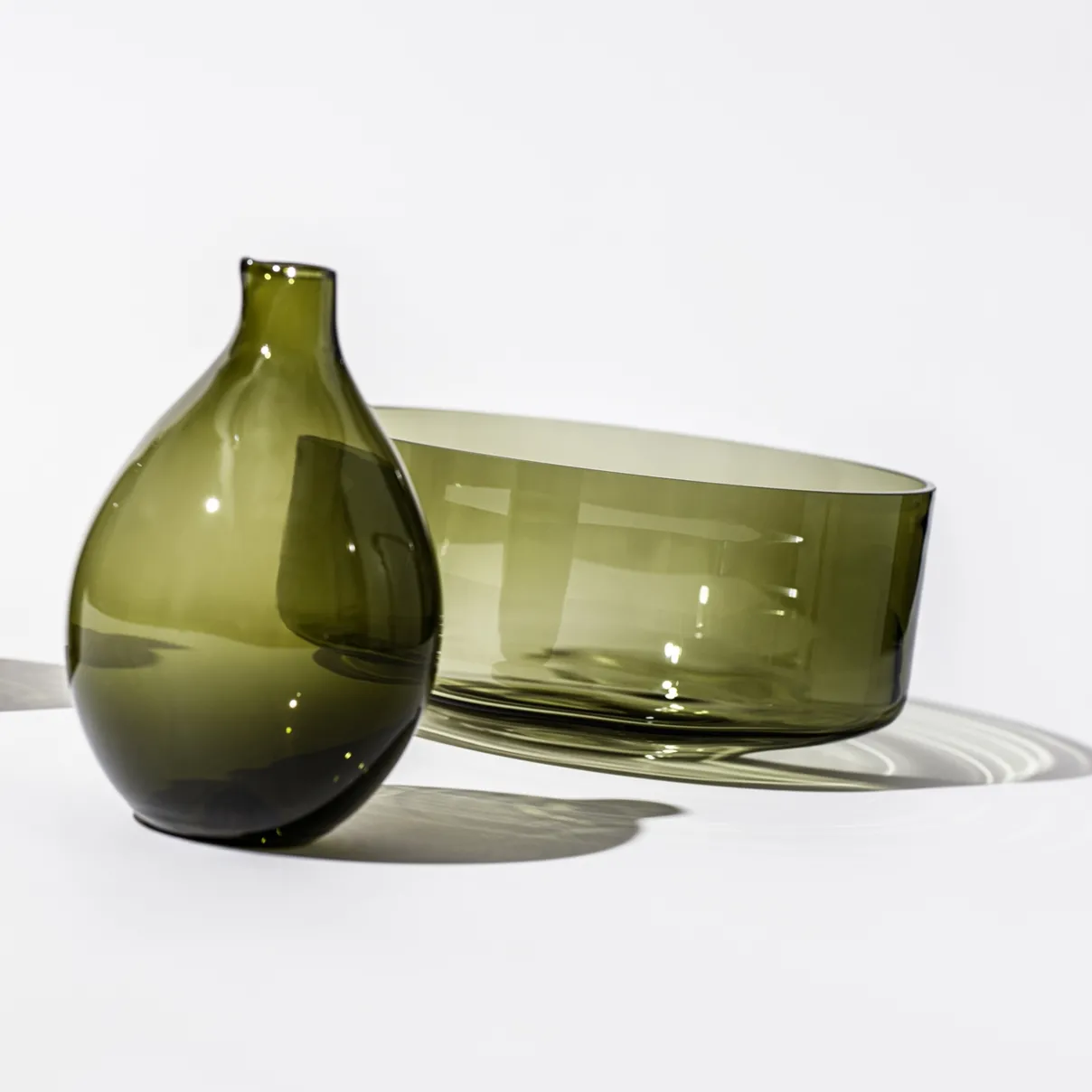 IITTALA Taide-Esineet-Lintupullo pyöreä 108x164mm sammaleenvihreä