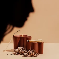IITTALA Alvar Aalto -Kokoelma|Kynttilät-Tuoksukynttilä 8cm tuli